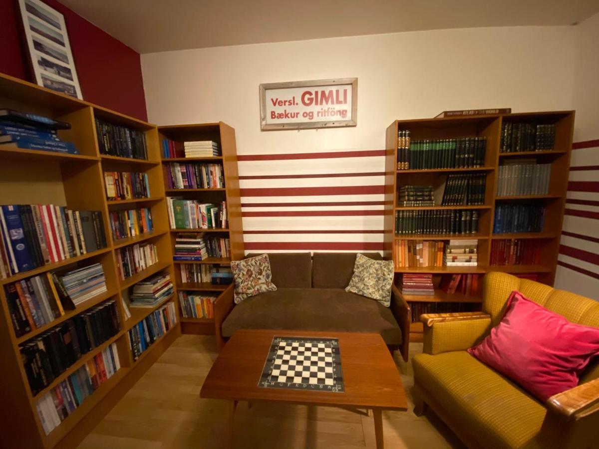 The Bookstore Family Apartment Hellissandur Exterior photo